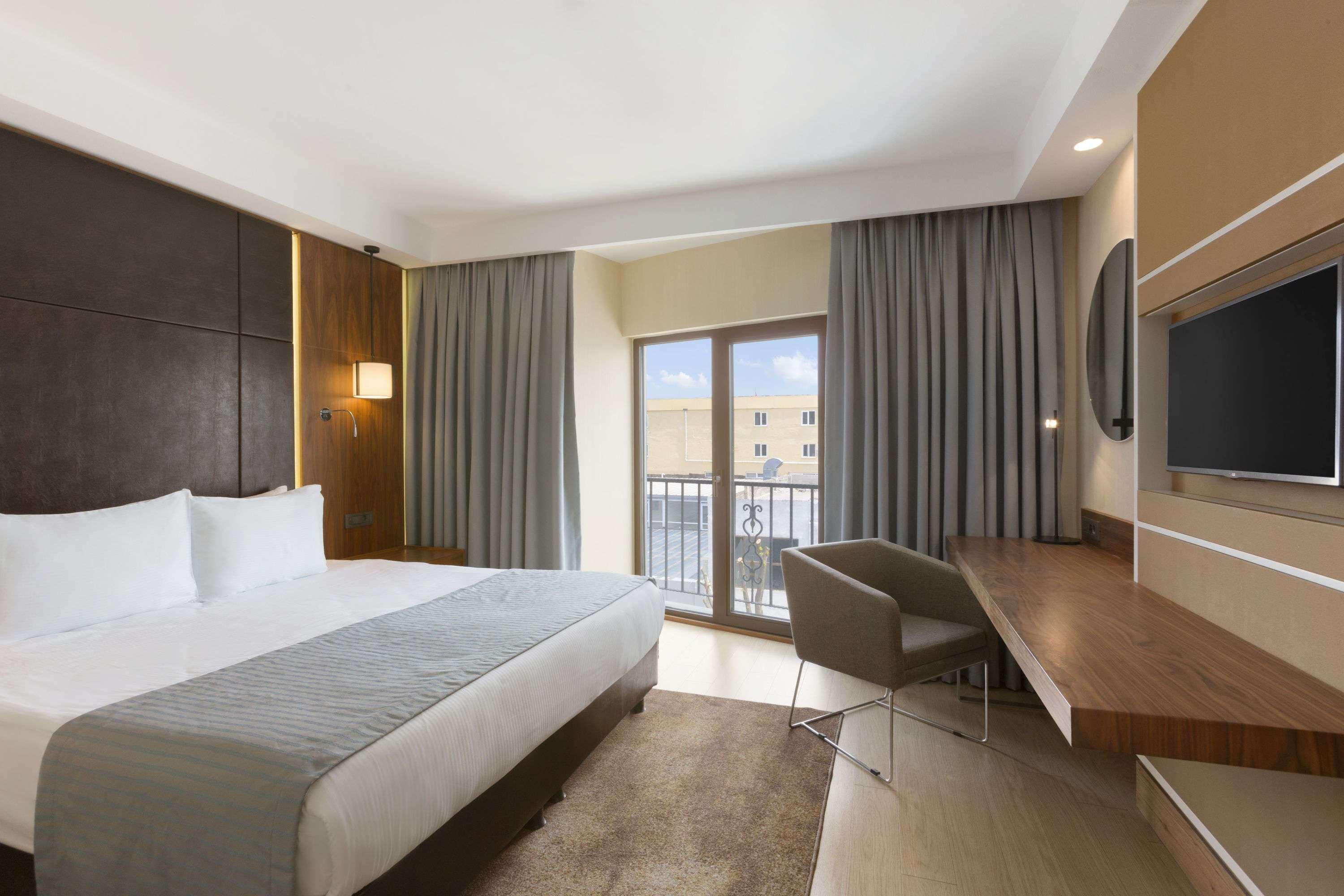 Otel Ramada By Wyndham Florya 4*