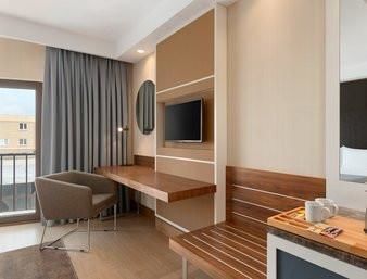 Otel Ramada By Wyndham Florya 4*